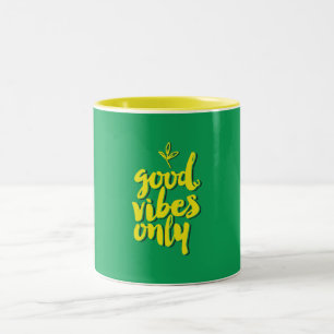 Tasse 2 Couleurs Good Vibes Uniquement Design typographique Jaune V