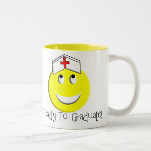 Tasse 2 Couleurs Grand diplômé de jaune d'élève-infirmière ! "