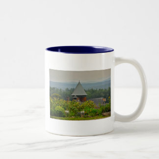 Tasse 2 Couleurs Grange d'entraîneur de Shelburne