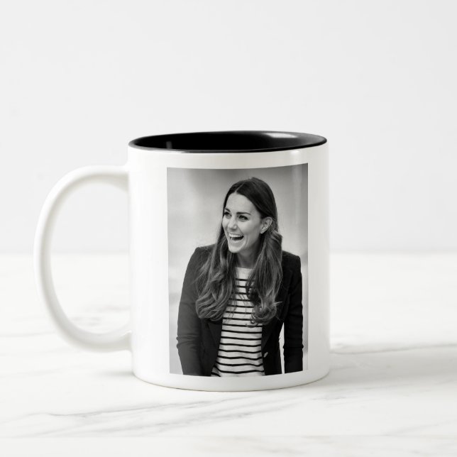 Tasse 2 Couleurs HRH Duchesse de Cambridge Londres 2013 (Gauche)