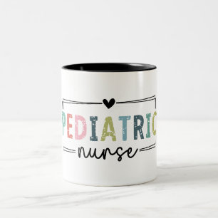 Tasse 2 Couleurs Infirmière pédiatrique mignonne