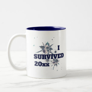 Tasse 2 Couleurs J'ai survécu au virus abstrait bleu