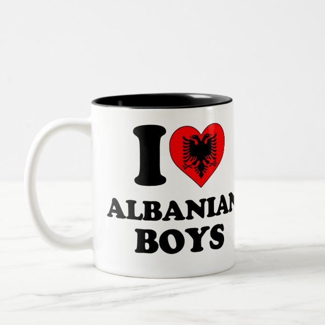Tasse 2 Couleurs J'aime les garçons albanais (Gauche)