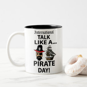 Tasse 2 Couleurs Journée internationale du pirate