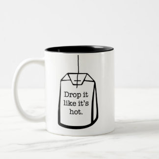 Tasse 2 Couleurs La baisse qu'il l'aiment est chaude