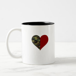 Tasse 2 Couleurs La moitié de mon coeur est dans l'armée