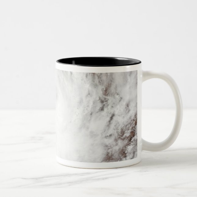 Tasse 2 Couleurs Le cyclone Laurence s'éloigne de l'intérieur (Droit)