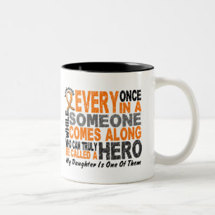 Tasse 2 Couleurs Le HÉROS VIENT LE LONG T-shirts de 1 LEUCÉMIE de