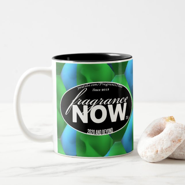 Tasse 2 Couleurs Le parfum maintenant 7 ans de boug (Avec donut)