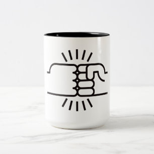 Tasse 2 Couleurs Le poing se cogne en avant !