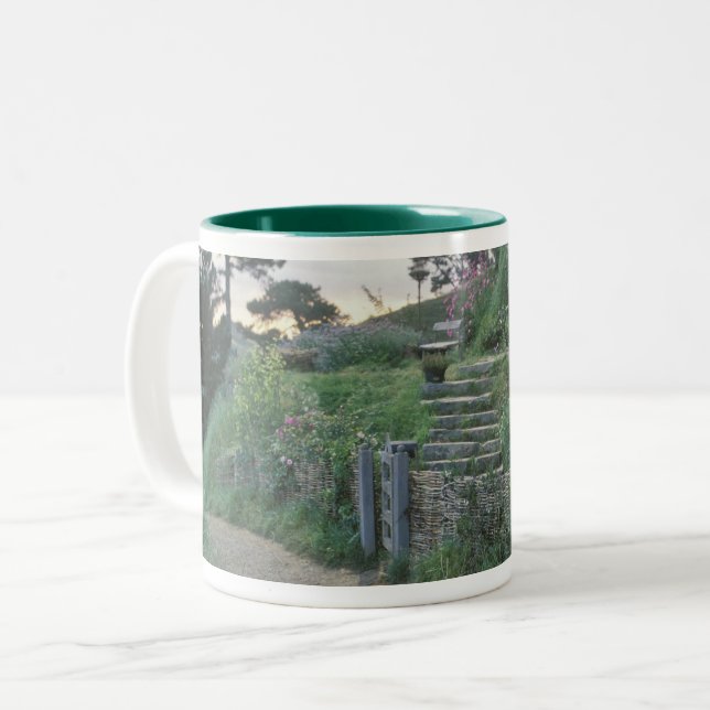 TASSE 2 COULEURS LE SHIRE™ (Devant gauche)