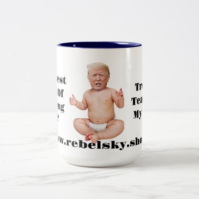 Tasse 2 Couleurs L'emprise anti-Trump (Centre)