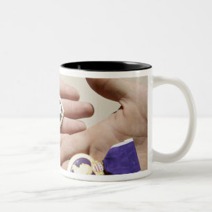 Tasse 2 Couleurs Les destinataires de Purple Heart montrent leurs