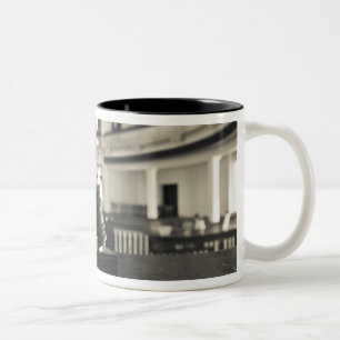 Tasse 2 Couleurs Les Etats-Unis, Alabama, Monroeville. Maison des