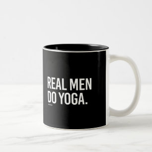 Tasse 2 Couleurs Les vrais hommes font le yoga - forme physique