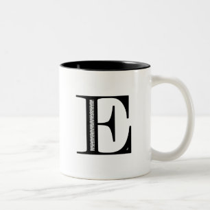 Tasse 2 Couleurs Lettre E - noir de damassé