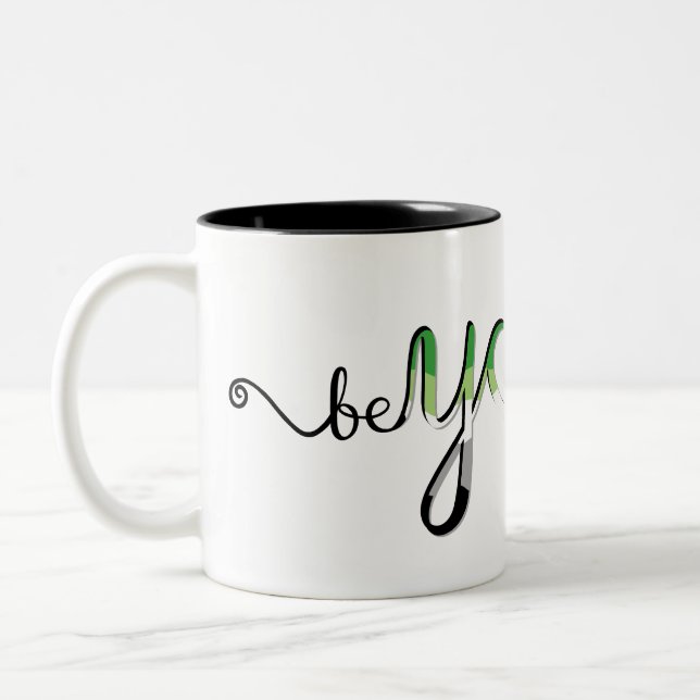 Tasse 2 Couleurs Lettres Aro Fierté Aromantique (Gauche)