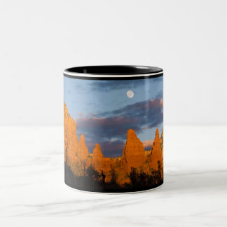 Tasse 2 Couleurs Lune au-dessus de montagne de Sedona