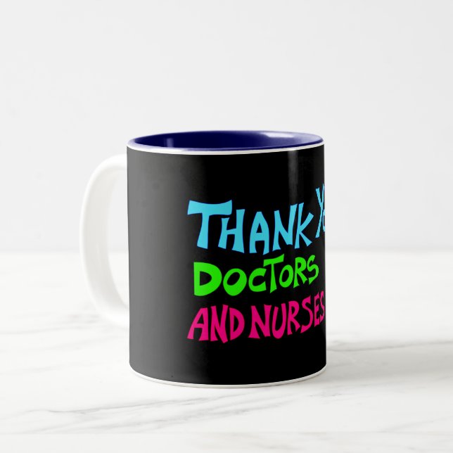 Tasse 2 Couleurs Merci, médecins et infirmières (Devant gauche)