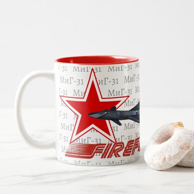 TASSE 2 COULEURS MIG 31 FIREFOX (Avec donut)