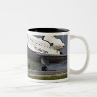Navette Endeavour atterrissage Kennedy Space Cente