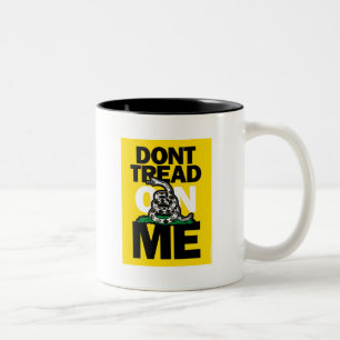 TASSE 2 COULEURS NE MARCHEZ PAS SUR MOI