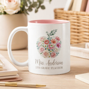 Tasse 2 Couleurs Nom d'enseignant personnalisé et pomme florale de