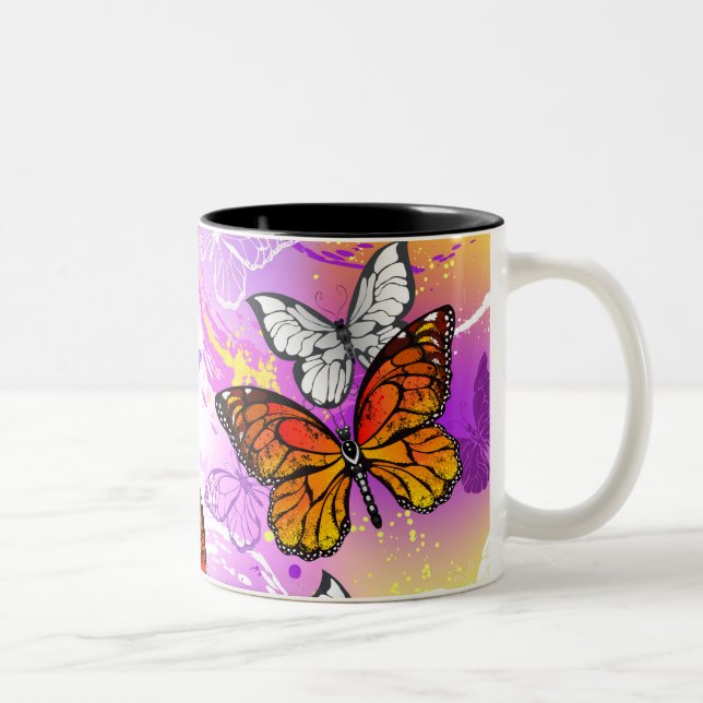 Tasse 2 Couleurs Papillons Monarque sur Arrière - plan pourpre (Droit)