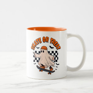 Tasse 2 Couleurs Patinage ou traitement du fantôme Halloween