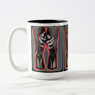 Tasse 2 Couleurs Peinture 'Du Hast' sur un