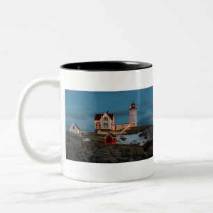 Tasse 2 Couleurs Phare de Nubble à Noël