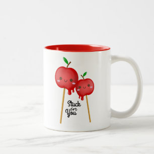 Tasse 2 Couleurs Pommes de bonbons coincées sur vous