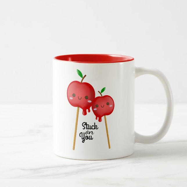 Tasse 2 Couleurs Pommes de bonbons coincées sur vous (Droit)