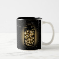Pot rougeoyant de lucioles avec des étoiles de