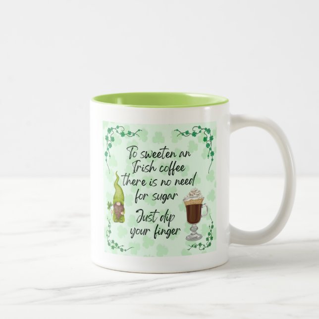 Tasse 2 Couleurs Pour édulcorer un café irlandais. (Droit)