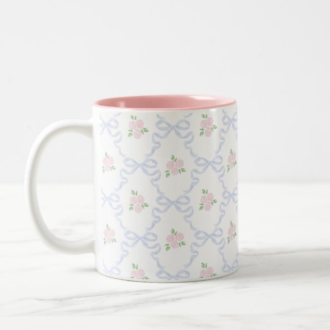Tasse 2 Couleurs Preppy Grandmillennial Coquette Preppy Floral (Gauche)