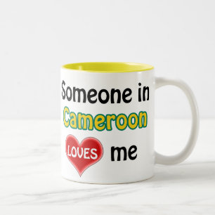 Tasse 2 Couleurs Quelqu'un au Cameroun m'aime