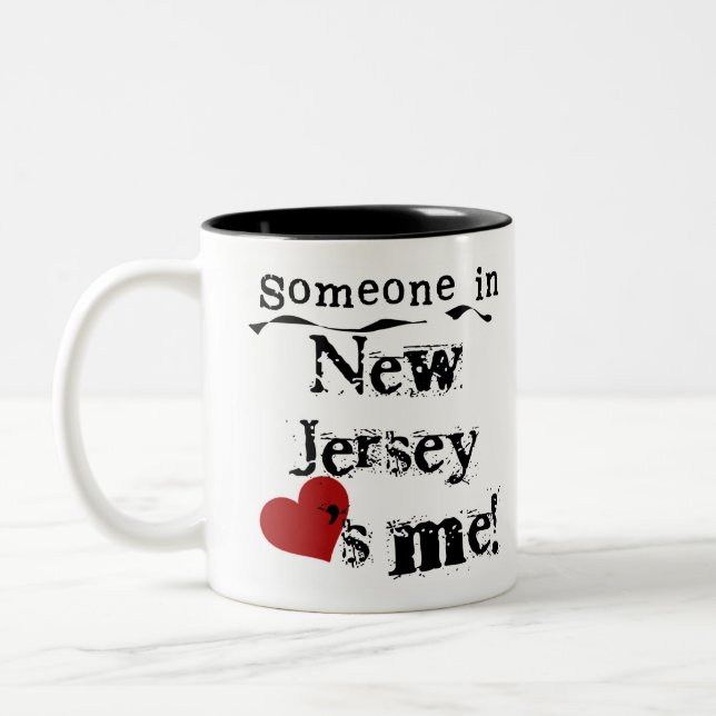 Tasse 2 Couleurs Quelqu'un dans le New Jersey m'aime (Gauche)