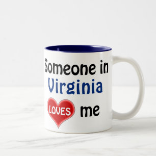 Tasse 2 Couleurs Quelqu'un en Virginie m'aime