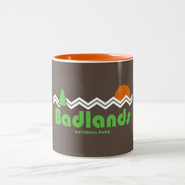 Tasse 2 Couleurs Rétro du parc national des Badlands (Centre)