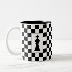 Tasse 2 Couleurs Roi noir sur échecs noir et blanc