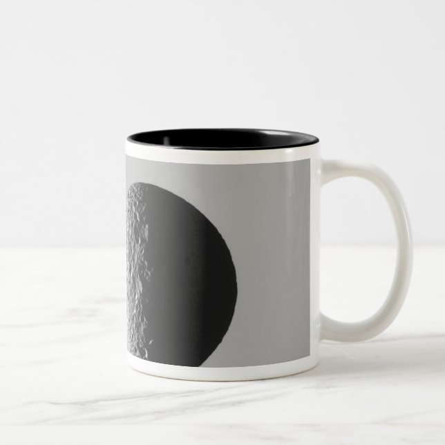 Tasse 2 Couleurs Saturn's moon Mimas (Droit)