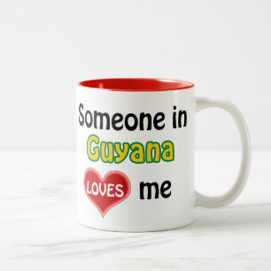 Tasse 2 Couleurs Someone in Guyana loves me