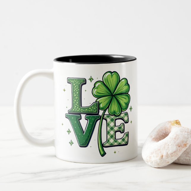 Tasse 2 Couleurs St. Patrick's Day Love Clipart Clower (Avec donut)