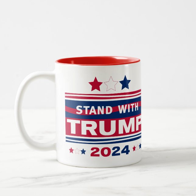 Tasse 2 Couleurs Stand with Trump~2024~MAGA (Gauche)