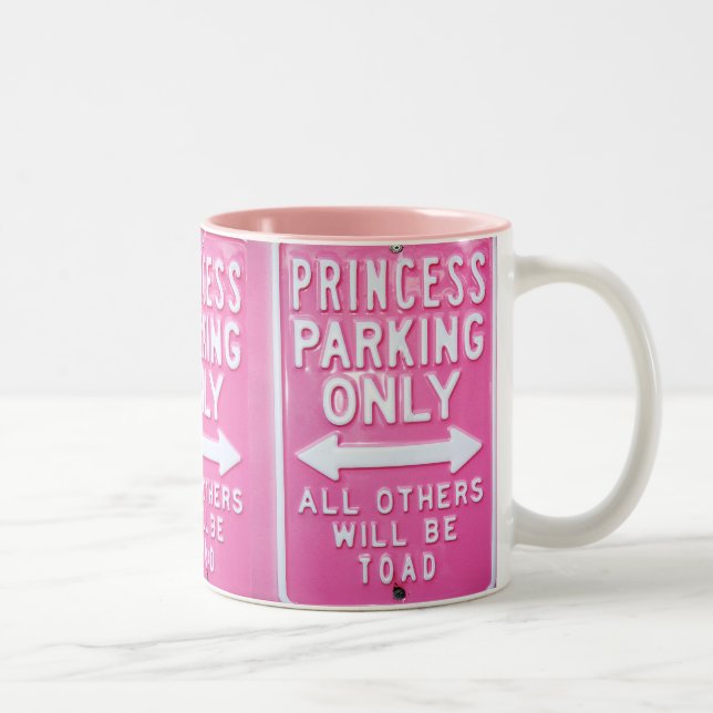 Tasse 2 Couleurs Stationnement de princesse (Droit)