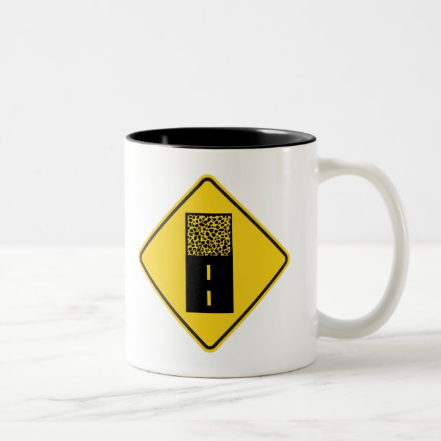 Tasse 2 Couleurs Symbole de la route de Gravel (Droit)