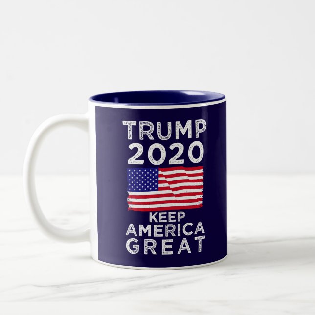 Tasse 2 Couleurs Trump 2020 : Garder l'Amérique grande (Gauche)