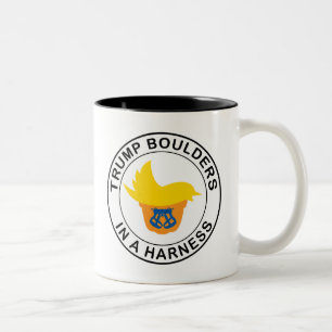 Tasse 2 Couleurs Trump Boulders Dans Un Harcèlement
