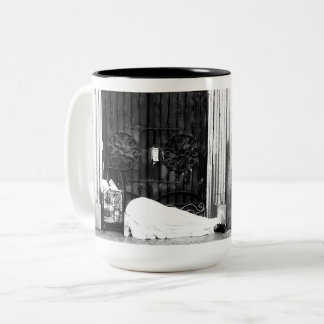 Tasse 2 Couleurs Two-Tone Mug, 15 oz Recovery and Resilience